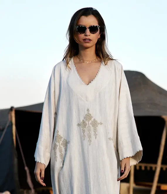 Embroidered Linen Gandora